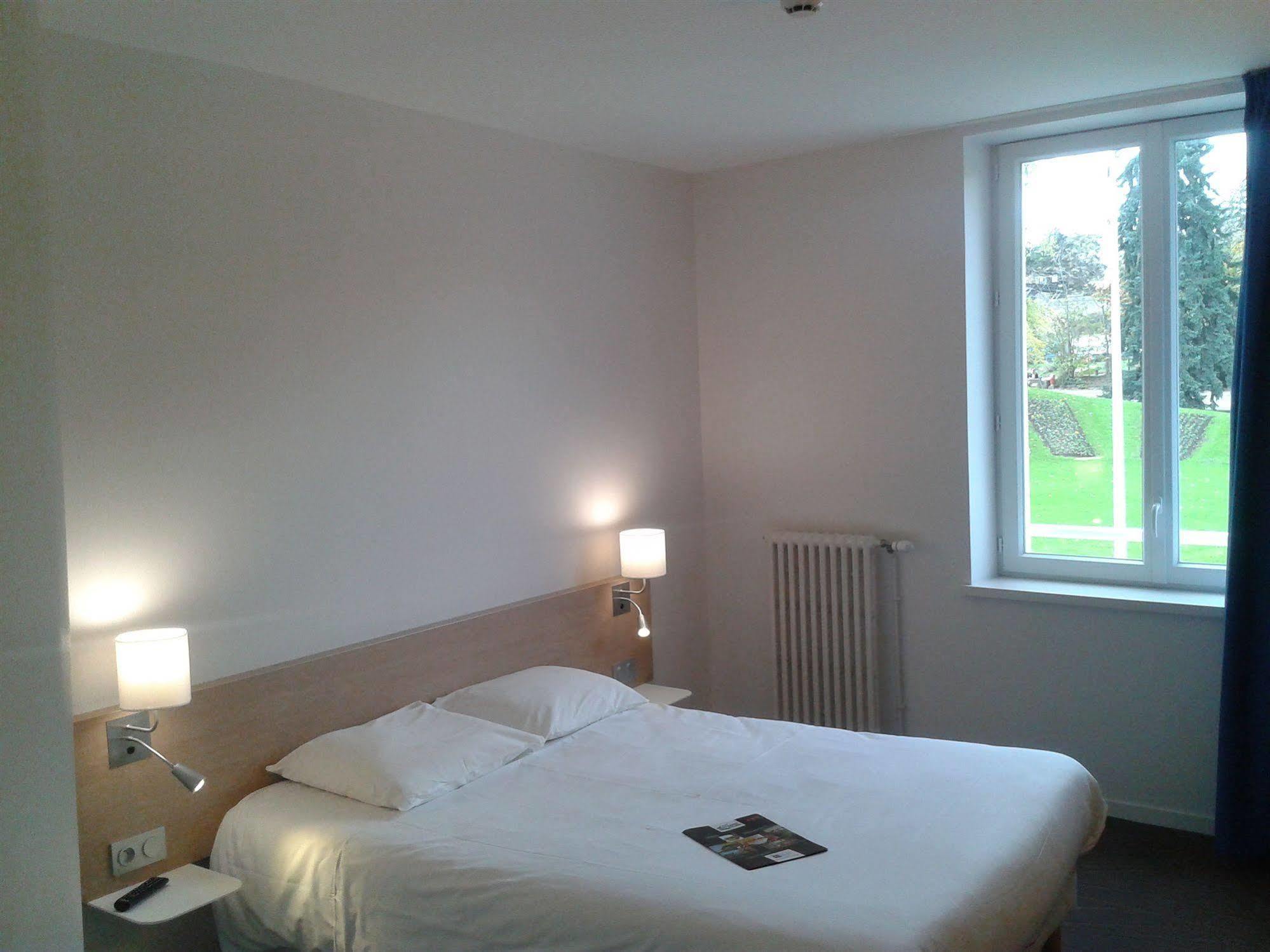 Brit Centre Gare Hotel 3*